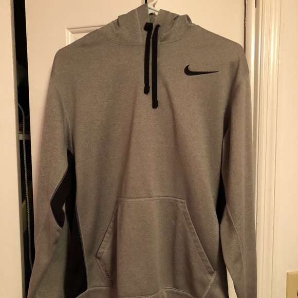 Clothes - Picture 5 of 8